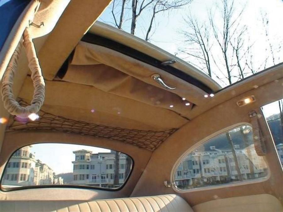  Volkswagen Beetle Deluxe Sunroof Sedan 1958 года  (фото 8 из 10)